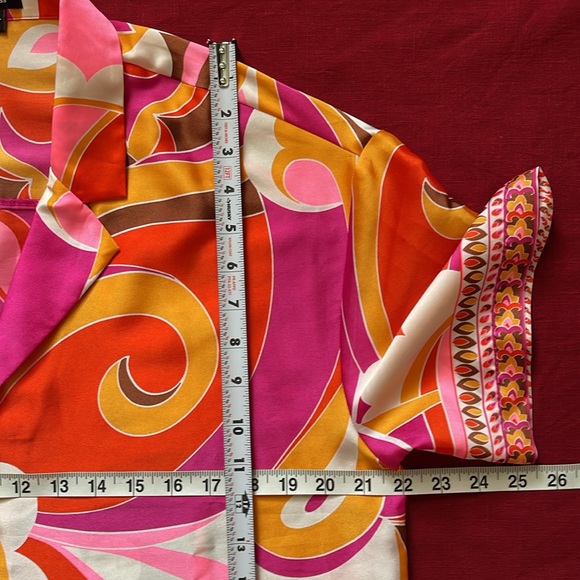 Express Sz M Graphic Print Button Down Shirt & Shorts Set. SOLD AS A SET. - Picture 8 of 16